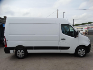 2022 Nissan Interstar 2.3 Dci 35 Acenta Fwd L2 H2 Euro 6 4dr in White — image 5