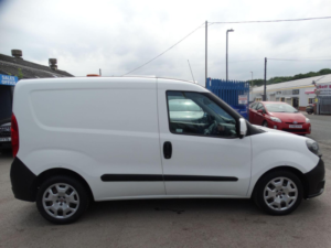 2018 Fiat Doblo 1.3 Multijetii Sx L1 H1 Euro 6 5dr in White — image 5
