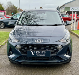 2022 Hyundai I10 Premium 1.0 Automatic in Grey — image 2