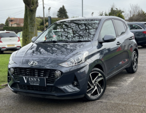 2022 Hyundai I10 Premium 1.0 Automatic in Grey — image 3