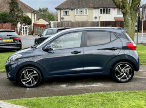2022 Hyundai I10 Premium 1.0 Automatic in Grey — image 4