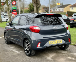 2022 Hyundai I10 Premium 1.0 Automatic in Grey — image 5