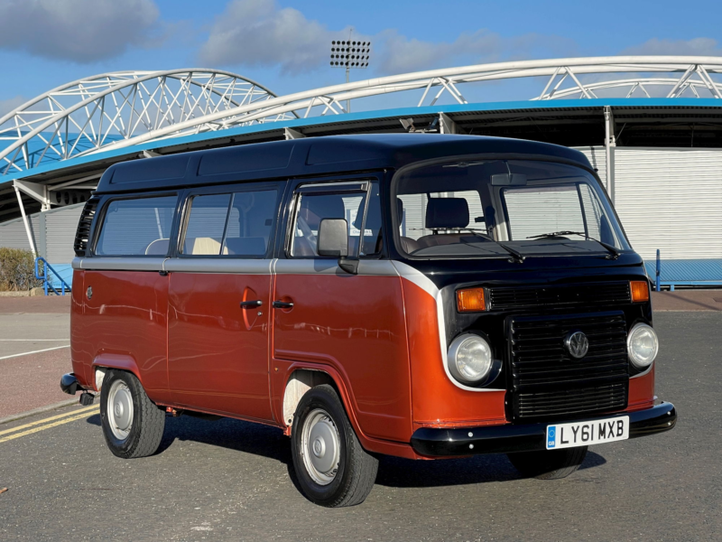 2016 Volkswagen Transporter 1.4l T2 Camper Van in Bronze — image 1