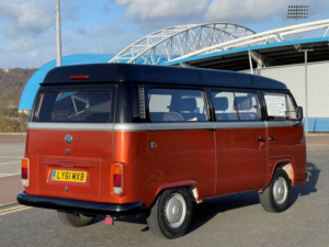 2016 Volkswagen Transporter 1.4l T2 Camper Van in Bronze — image 3