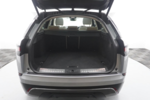 2017 Land Rover Range Rover Velar 2.0 D240 Se Auto 4WD Euro 6 (s/s) 5dr in Silver — image 2