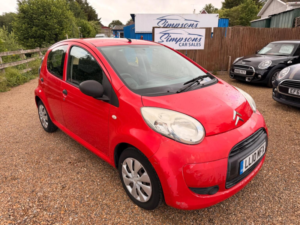 2010 Citroen C1 1.0i Vt Euro 4 5dr in Red — image 1