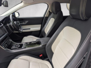 2018 Jaguar Xf 2.0d R-Sport Auto Euro 6 (s/s) 4dr in Blue — image 2