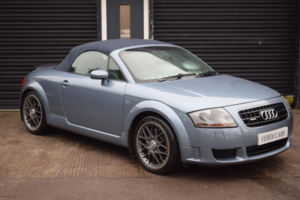 2004 Audi Tt 3.2 V6 Roadster DSG Quattro 2dr in Blue — image 3