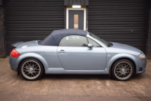 2004 Audi Tt 3.2 V6 Roadster DSG Quattro 2dr in Blue — image 6