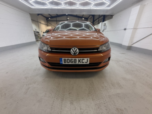 2018 Volkswagen Polo 1.0 Tsi Se in Orange — image 3