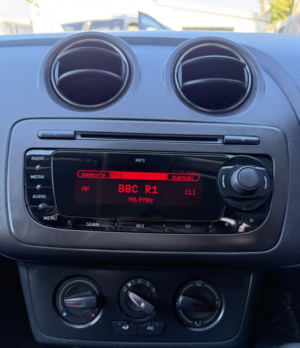 2012 SEAT Ibiza 1.4 Se in Red — image 5