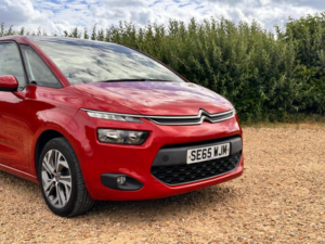 2016 Citroen C4 Picasso 1.6 Bluehdi Selection Euro 6 (s/s) 5dr in Red — image 3