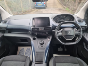 2020 Peugeot Rifter 1.5 4 Seater + Wheelchair User in Grey — image 2
