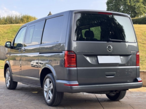 2019 Volkswagen Transporter 2.0 Bitdi T32 Highline in Grey — image 6