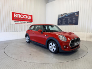 2017 MINI Hatch