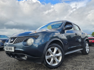 2011 Nissan Juke 1.6 Acenta SUV 5dr Petrol Manual Euro 5 (117 Ps) in Blue — image 2