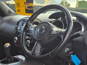 2011 Nissan Juke 1.6 Acenta SUV 5dr Petrol Manual Euro 5 (117 Ps) in Blue — image 3