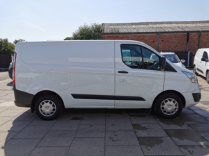 2016 Ford Transit Custom 2.0 Tdci 310 Trend in White — image 6