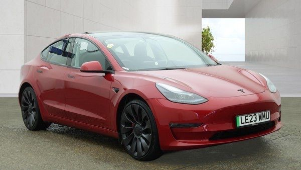 2023 Tesla Model 3 (dual Motor) Performance Saloon 4dr Electric Auto 4wde (performance Upgrade) (449 Bhp) in Red — image 1