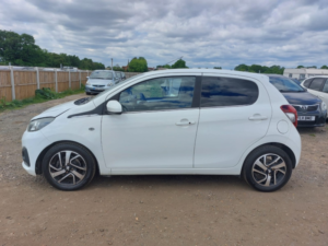 2016 Peugeot 108 1.2 Puretech Allure in White — image 4