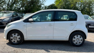 2013 Volkswagen Up! 1.0 Move Up! Euro 5 5dr in White — image 5
