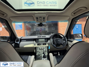 2009 Land Rover Range Rover 3.6 Range Rover Vogue Se Auto 4WD 5dr in Black — image 5