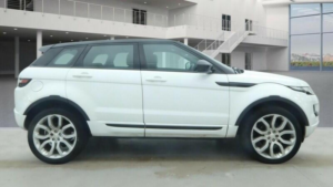 2014 Land Rover Range Rover Evoque 2.2 Sd4 Pure 4WD Euro 5 (s/s) 5dr in White — image 5