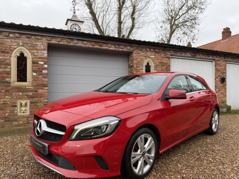 2017 Mercedes-Benz A Class 1.6 A160 Sport in Red — image 1