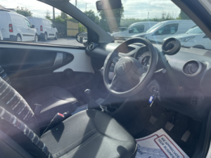 2013 Citroen C1 1.0 I Vtr in White — image 4
