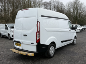 2018 Ford Transit Custom 2.0 340 Ecoblue in White — image 6