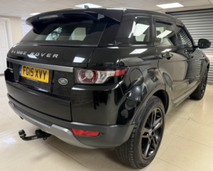 2015 Land Rover Range Rover Evoque 2.2 Ed4 Pure Tech SUV 5dr Diesel Manual Fwd Euro 5 (s/s) (150 Ps) in Multicolour — image 4