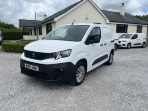 2021 Peugeot Partner 1.5 Bluehdi 1000 Professional in White — image 3