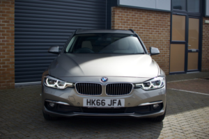 2016 BMW 3 Series 2.0 320d Xdrive Luxury Touring in Silver — image 4