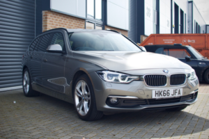 2016 BMW 3 Series 2.0 320d Xdrive Luxury Touring in Silver — image 5