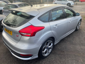 2016 Ford Focus 2.0l St-1 Tdci Hatchback 5dr Diesel Manual Euro 6 (182 Bhp) in Silver — image 4