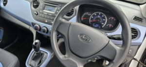 2015 Hyundai I10 1.2 Se Automatic in White — image 2