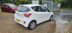 2015 Hyundai I10 1.2 Se Automatic in White — image 6