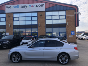 2014 BMW 3 Series 2.0 318d Sport Saloon in Silver — image 6