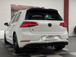 2018 Volkswagen Golf 2.0 Tsi R 4motion Euro 6 (s/s) 5dr in White — image 3