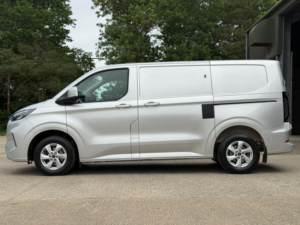 2023 Ford Transit Custom 2.0 280 Ecoblue Limited L1 H1 Euro 6 (s/s) 5dr in Silver — image 5