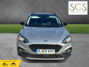 2020 Ford Focus 1.0 T Ecoboost Active in Silver — image 2