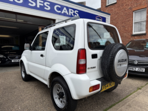 2014 Suzuki Jimny 1.3 Vvt Sz3 in White — image 3