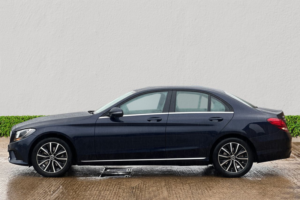 2019 Mercedes-Benz C-Class 1.5 C200 Mhev Eq Boost Se Saloon 4dr Petrol G-Tronic+ Euro 6 (s/s) (198 Ps) in Blue — image 4
