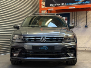 2020 Volkswagen Tiguan 2.0 Tdi R-Line Tech Euro 6 (s/s) 5dr in Grey — image 3