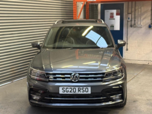 2020 Volkswagen Tiguan 2.0 Tdi R-Line Tech Euro 6 (s/s) 5dr in Grey — image 4