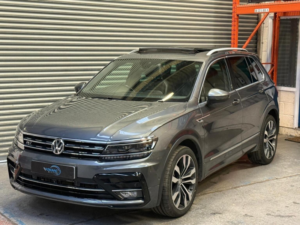 2020 Volkswagen Tiguan 2.0 Tdi R-Line Tech Euro 6 (s/s) 5dr in Grey — image 6