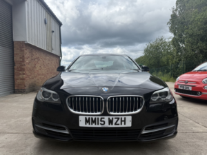 2015 BMW 5 Series 2.0 520d Se Saloon in Black — image 2