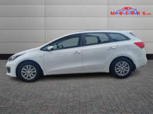 2024 Kia Ceed 1.6 Crdi 1 in White — image 4