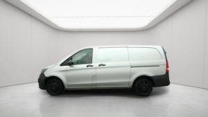 2018 Mercedes-Benz Vito 1.6 111 Cdi Fwd L2 Euro 6 6dr in Silver — image 4