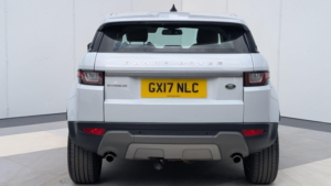 2017 Land Rover Range Rover Evoque 2.0 Td4 Se 4WD Euro 6 (s/s) 5dr in White — image 4